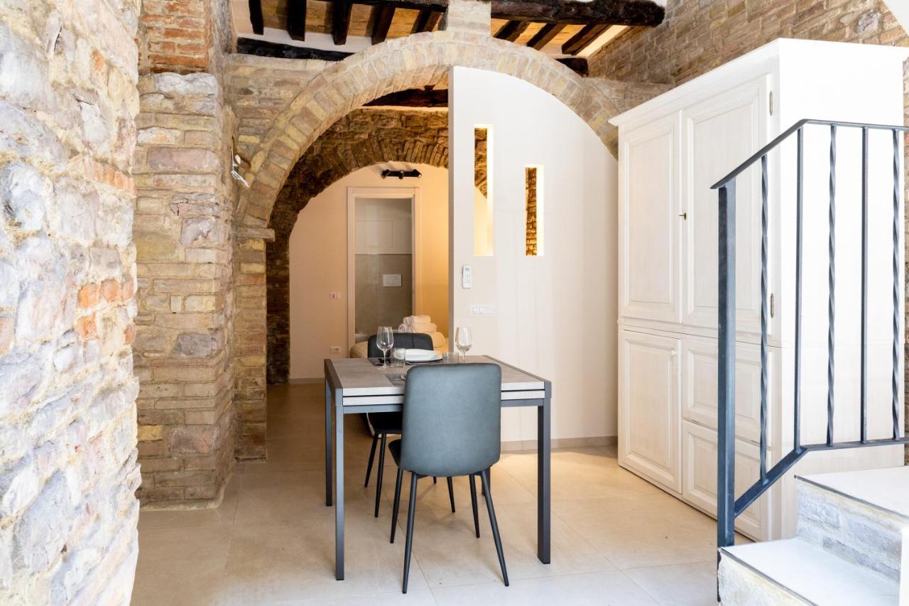 Ferienwohnung Loft Rustico In Centro Storico Assisi Exterior foto